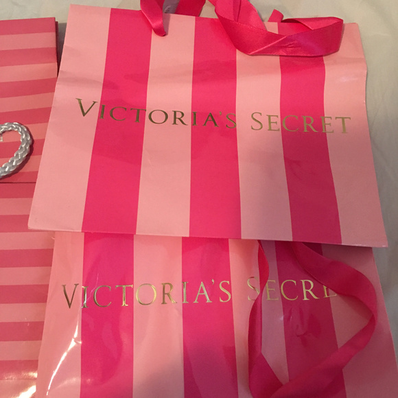 4 Small Size Victoria Secret Bags - Picture 3 of 3